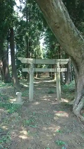 明神社の鳥居