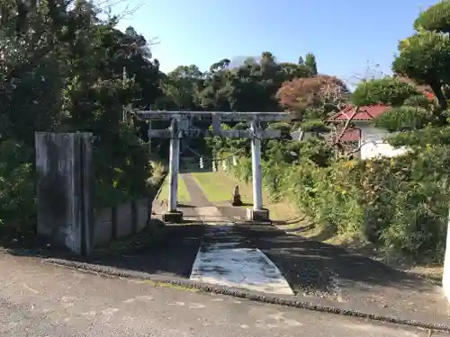 八幡宮の鳥居