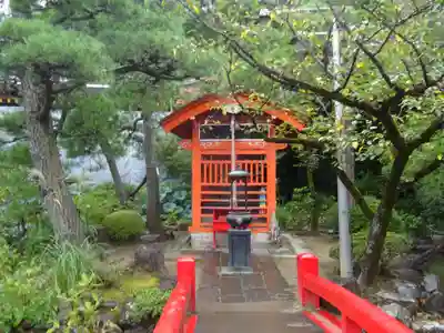 高幡不動尊 金剛寺の末社・摂社