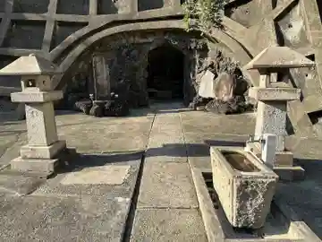 お穴さま(神奈川県)