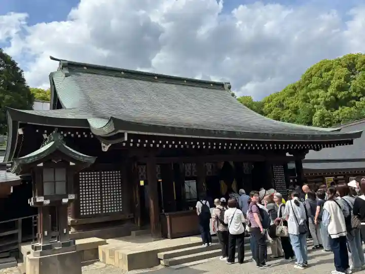 武蔵一宮氷川神社の{uncategorized: "未分類", other: "その他", undefined: "問題あり", building: "その他建物", grave: "お墓", sacred_gate: "鳥居", guardian: "狛犬", statue: "像", buddha: "仏像", history: "歴史", nature: "自然", garden: "庭園", animal: "動物", pagoda: "塔", temizu: "手水舎", mountain_gate: "山門・神門", sanctuary: "本殿・本堂", subordinate: "末社・摂社", art: "芸術", scenery: "景色", jizo: "地蔵", ema: "絵馬", goshuin: "御朱印", omikuji: "おみくじ", items: "授与品その他", amulet: "お守り", goshuincho: "御朱印帳", eats: "食事", festival: "お祭り", votive_dance: "神楽", shichigosan: "七五三参", wedding: "結婚式", experience: "体験その他", initially: "初詣", around: "周辺", anti_infection: "感染症対策"}