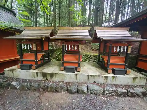 三峯神社の末社