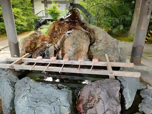 越中一宮 髙瀬神社の手水