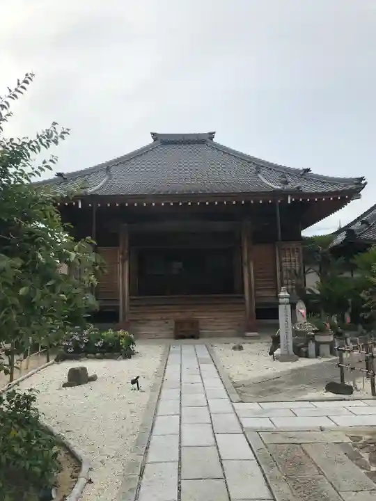 妙楽寺の本殿・本堂