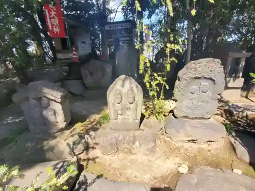 上野総社神社の仏像