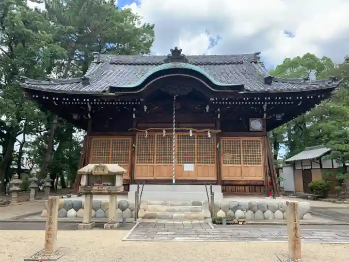 本莊神社の本殿・本堂