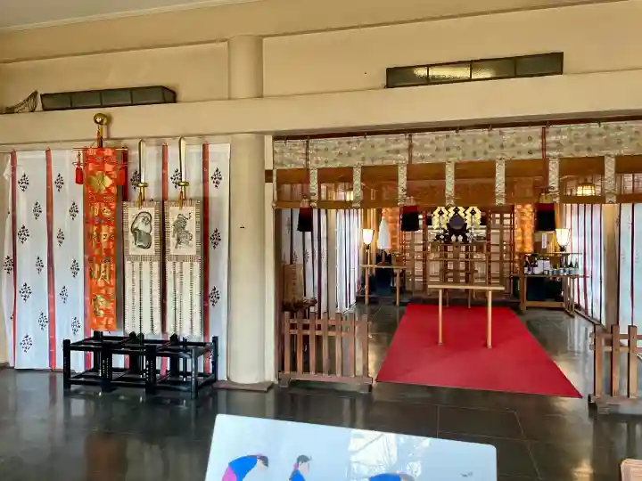 駒込天祖神社の{uncategorized: "未分類", other: "その他", undefined: "問題あり", building: "その他建物", grave: "お墓", sacred_gate: "鳥居", guardian: "狛犬", statue: "像", buddha: "仏像", history: "歴史", nature: "自然", garden: "庭園", animal: "動物", pagoda: "塔", temizu: "手水舎", mountain_gate: "山門・神門", sanctuary: "本殿・本堂", subordinate: "末社・摂社", art: "芸術", scenery: "景色", jizo: "地蔵", ema: "絵馬", goshuin: "御朱印", omikuji: "おみくじ", items: "授与品その他", amulet: "お守り", goshuincho: "御朱印帳", eats: "食事", festival: "お祭り", votive_dance: "神楽", shichigosan: "七五三参", wedding: "結婚式", experience: "体験その他", initially: "初詣", around: "周辺", anti_infection: "感染症対策"}