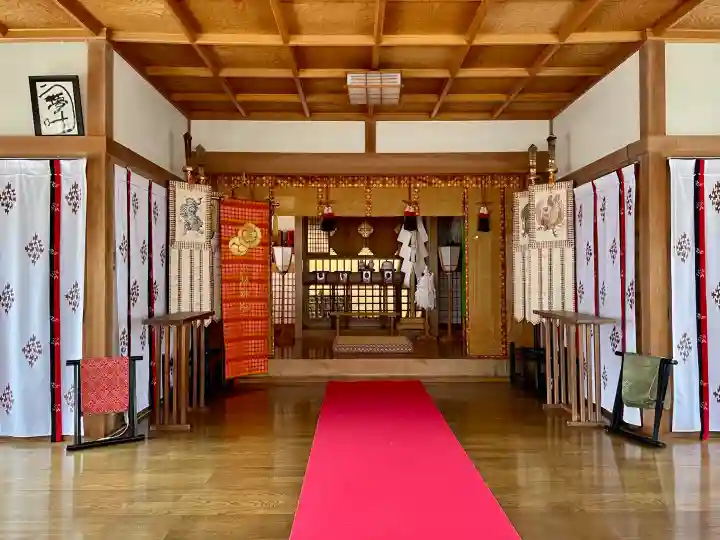 愛宕八坂神社の{uncategorized: "未分類", other: "その他", undefined: "問題あり", building: "その他建物", grave: "お墓", sacred_gate: "鳥居", guardian: "狛犬", statue: "像", buddha: "仏像", history: "歴史", nature: "自然", garden: "庭園", animal: "動物", pagoda: "塔", temizu: "手水舎", mountain_gate: "山門・神門", sanctuary: "本殿・本堂", subordinate: "末社・摂社", art: "芸術", scenery: "景色", jizo: "地蔵", ema: "絵馬", goshuin: "御朱印", omikuji: "おみくじ", items: "授与品その他", amulet: "お守り", goshuincho: "御朱印帳", eats: "食事", festival: "お祭り", votive_dance: "神楽", shichigosan: "七五三参", wedding: "結婚式", experience: "体験その他", initially: "初詣", around: "周辺", anti_infection: "感染症対策"}