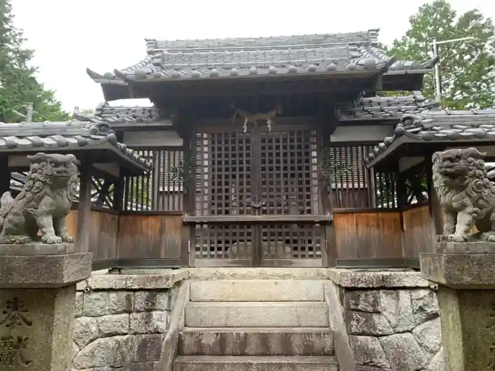 折戸八幡社の本殿・本堂