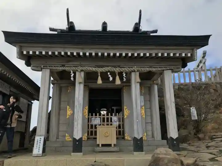 石鎚神社頂上社の本殿・本堂
