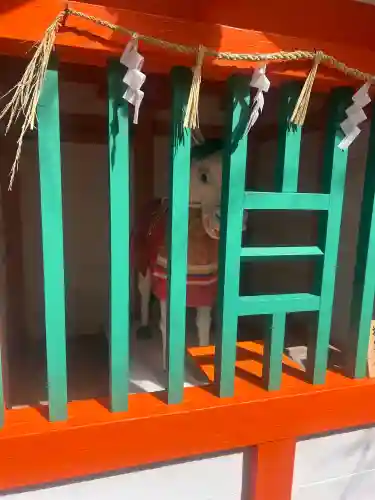 熊野那智大社の{uncategorized: "未分類", other: "その他", undefined: "問題あり", building: "その他建物", grave: "お墓", sacred_gate: "鳥居", guardian: "狛犬", statue: "像", buddha: "仏像", history: "歴史", nature: "自然", garden: "庭園", animal: "動物", pagoda: "塔", temizu: "手水舎", mountain_gate: "山門・神門", sanctuary: "本殿・本堂", subordinate: "末社・摂社", art: "芸術", scenery: "景色", jizo: "地蔵", ema: "絵馬", goshuin: "御朱印", omikuji: "おみくじ", items: "授与品その他", amulet: "お守り", goshuincho: "御朱印帳", eats: "食事", festival: "お祭り", votive_dance: "神楽", shichigosan: "七五三参", wedding: "結婚式", experience: "体験その他", initially: "初詣", around: "周辺", anti_infection: "感染症対策"}