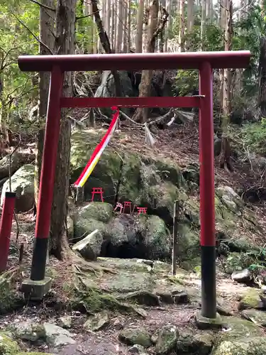 姫石明神の鳥居