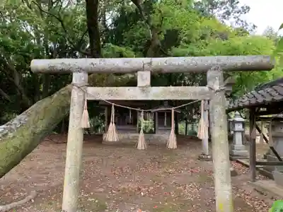 神明神社の鳥居
