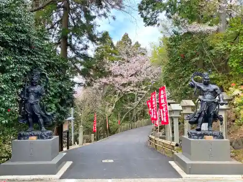 正法寺の像