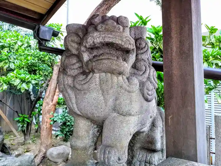 津島神社の狛犬