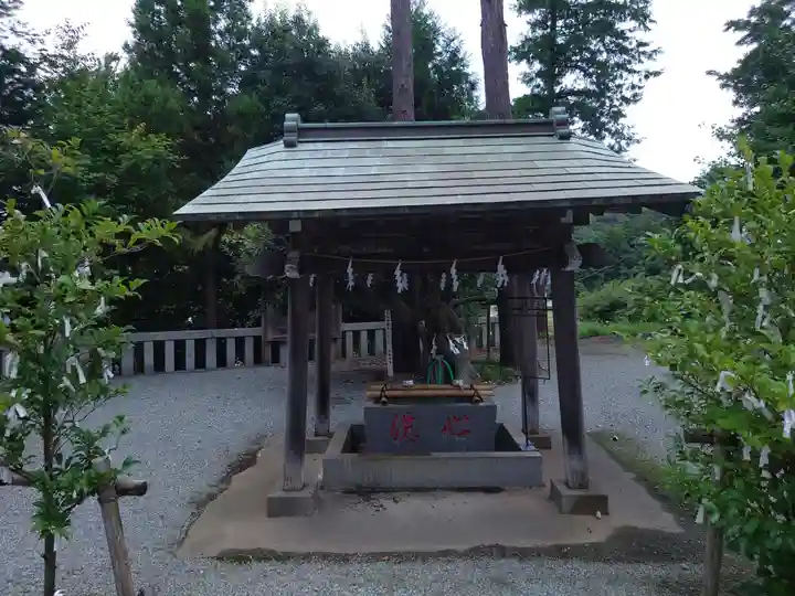 高森神社の手水舎