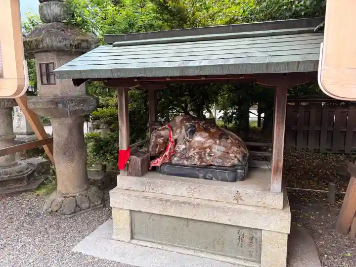 北野天満宮の{uncategorized: "未分類", other: "その他", undefined: "問題あり", building: "その他建物", grave: "お墓", sacred_gate: "鳥居", guardian: "狛犬", statue: "像", buddha: "仏像", history: "歴史", nature: "自然", garden: "庭園", animal: "動物", pagoda: "塔", temizu: "手水舎", mountain_gate: "山門・神門", sanctuary: "本殿・本堂", subordinate: "末社・摂社", art: "芸術", scenery: "景色", jizo: "地蔵", ema: "絵馬", goshuin: "御朱印", omikuji: "おみくじ", items: "授与品その他", amulet: "お守り", goshuincho: "御朱印帳", eats: "食事", festival: "お祭り", votive_dance: "神楽", shichigosan: "七五三参", wedding: "結婚式", experience: "体験その他", initially: "初詣", around: "周辺", anti_infection: "感染症対策"}