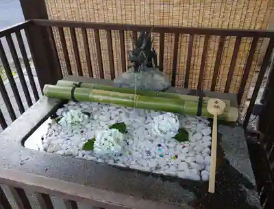 豊平神社の手水舎