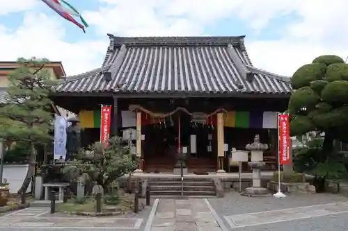 勝龍寺の本殿・本堂