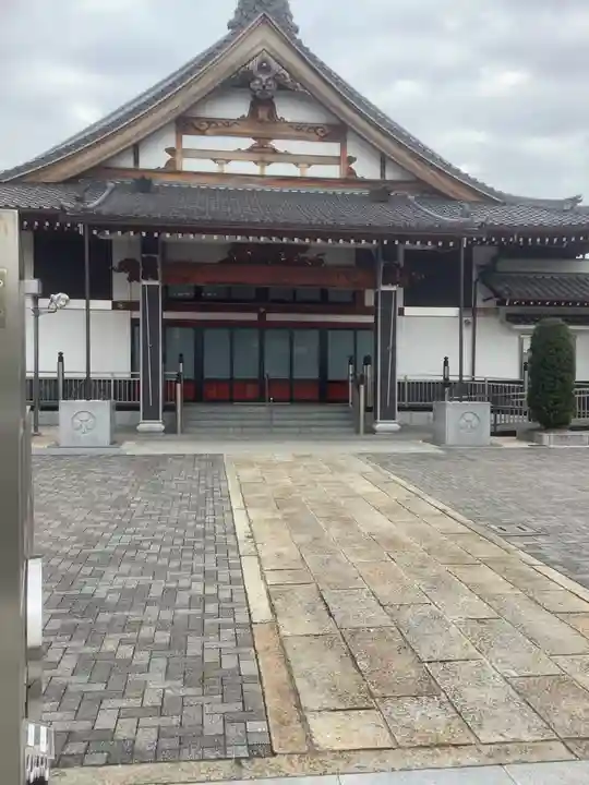 善光寺の本殿・本堂
