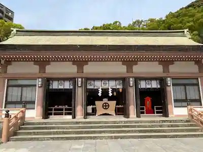 照國神社の本殿・本堂
