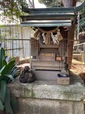 太子堂八幡神社の末社・摂社