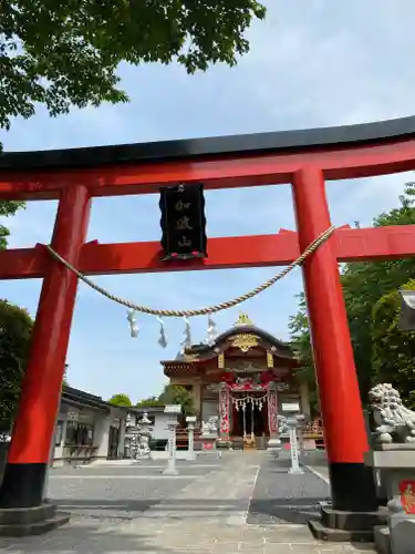 加波山神社真壁拝殿の鳥居