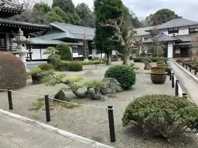 長福寺の{uncategorized: "未分類", other: "その他", undefined: "問題あり", building: "その他建物", grave: "お墓", sacred_gate: "鳥居", guardian: "狛犬", statue: "像", buddha: "仏像", history: "歴史", nature: "自然", garden: "庭園", animal: "動物", pagoda: "塔", temizu: "手水舎", mountain_gate: "山門・神門", sanctuary: "本殿・本堂", subordinate: "末社・摂社", art: "芸術", scenery: "景色", jizo: "地蔵", ema: "絵馬", goshuin: "御朱印", omikuji: "おみくじ", items: "授与品その他", amulet: "お守り", goshuincho: "御朱印帳", eats: "食事", festival: "お祭り", votive_dance: "神楽", shichigosan: "七五三参", wedding: "結婚式", experience: "体験その他", initially: "初詣", around: "周辺", anti_infection: "感染症対策"}