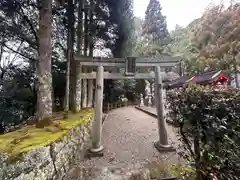 天落神六社権現(奈良県)