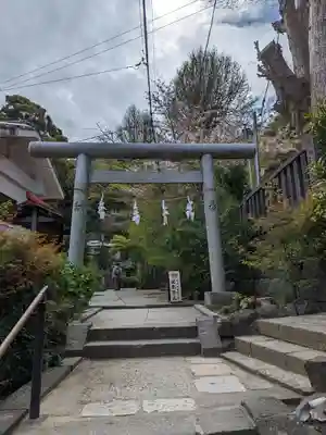 御霊神社の鳥居