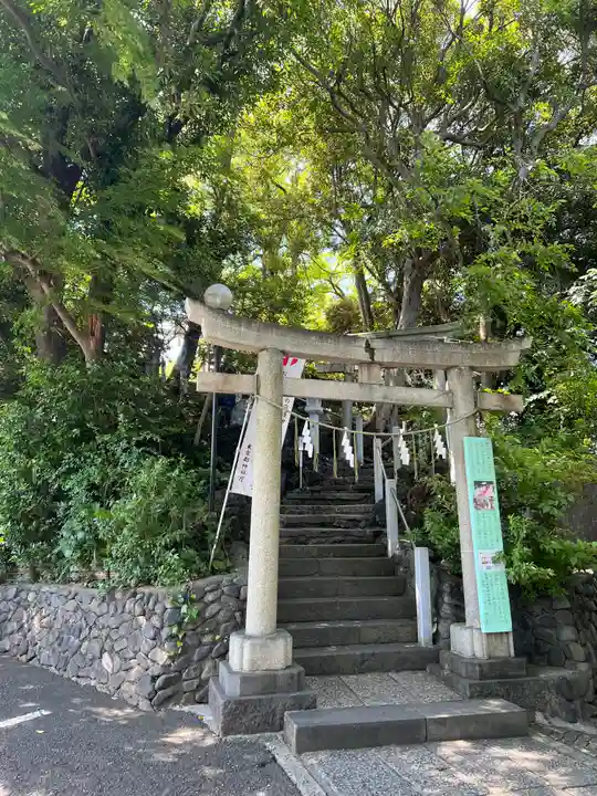 多摩川浅間神社の鳥居