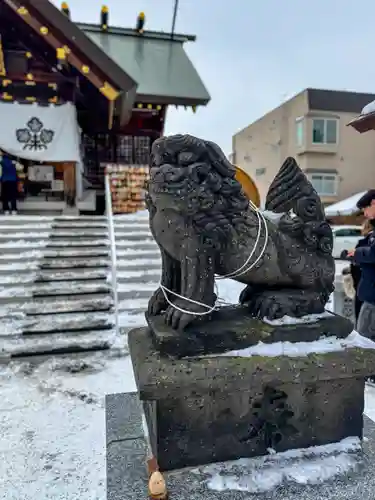 札幌諏訪神社の狛犬