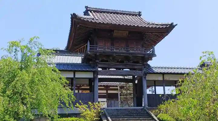 万慶寺の山門・神門