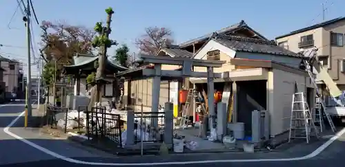 稲荷神社の鳥居