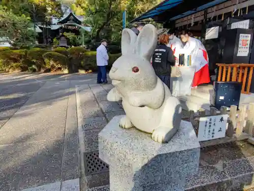 岡崎神社の狛犬