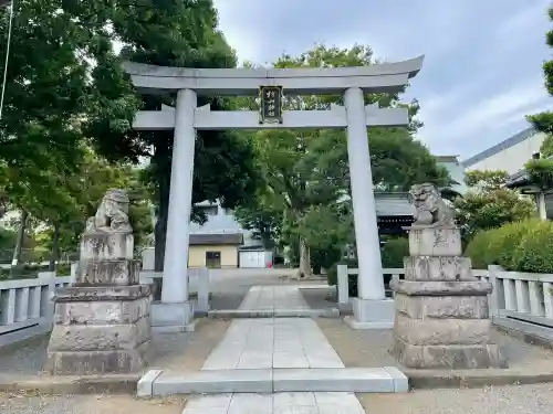 大棚・中川杉山神社(神奈川県)