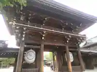 寒川神社の山門・神門