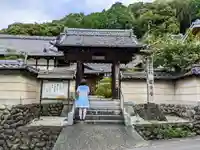 龍済寺の山門・神門