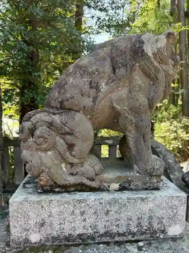 宝登山神社の{uncategorized: "未分類", other: "その他", undefined: "問題あり", building: "その他建物", grave: "お墓", sacred_gate: "鳥居", guardian: "狛犬", statue: "像", buddha: "仏像", history: "歴史", nature: "自然", garden: "庭園", animal: "動物", pagoda: "塔", temizu: "手水舎", mountain_gate: "山門・神門", sanctuary: "本殿・本堂", subordinate: "末社・摂社", art: "芸術", scenery: "景色", jizo: "地蔵", ema: "絵馬", goshuin: "御朱印", omikuji: "おみくじ", items: "授与品その他", amulet: "お守り", goshuincho: "御朱印帳", eats: "食事", festival: "お祭り", votive_dance: "神楽", shichigosan: "七五三参", wedding: "結婚式", experience: "体験その他", initially: "初詣", around: "周辺", anti_infection: "感染症対策"}