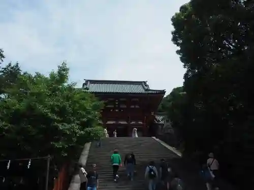 鶴岡八幡宮の本殿