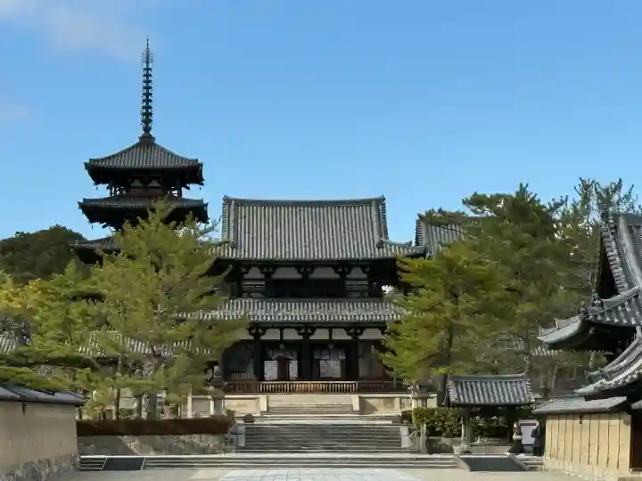法隆寺の{uncategorized: "未分類", other: "その他", undefined: "問題あり", building: "その他建物", grave: "お墓", sacred_gate: "鳥居", guardian: "狛犬", statue: "像", buddha: "仏像", history: "歴史", nature: "自然", garden: "庭園", animal: "動物", pagoda: "塔", temizu: "手水舎", mountain_gate: "山門・神門", sanctuary: "本殿・本堂", subordinate: "末社・摂社", art: "芸術", scenery: "景色", jizo: "地蔵", ema: "絵馬", goshuin: "御朱印", omikuji: "おみくじ", items: "授与品その他", amulet: "お守り", goshuincho: "御朱印帳", eats: "食事", festival: "お祭り", votive_dance: "神楽", shichigosan: "七五三参", wedding: "結婚式", experience: "体験その他", initially: "初詣", around: "周辺", anti_infection: "感染症対策"}