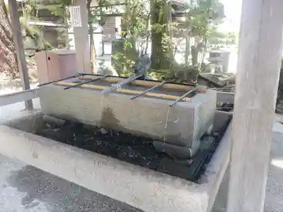 白鬚神社の手水舎