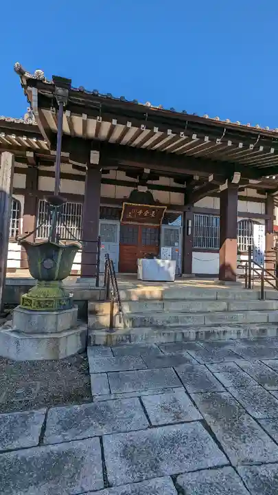 長全寺の本殿・本堂