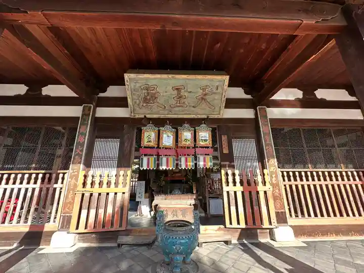 萬福寺の本殿・本堂