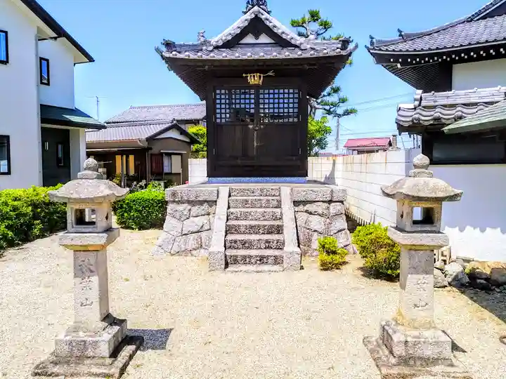 観音寺の本殿・本堂