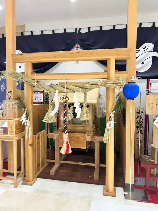 四阿流尾神社(長野県)