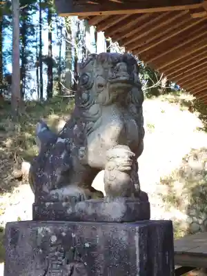 八宮神社（越畑）の{uncategorized: "未分類", other: "その他", undefined: "問題あり", building: "その他建物", grave: "お墓", sacred_gate: "鳥居", guardian: "狛犬", statue: "像", buddha: "仏像", history: "歴史", nature: "自然", garden: "庭園", animal: "動物", pagoda: "塔", temizu: "手水舎", mountain_gate: "山門・神門", sanctuary: "本殿・本堂", subordinate: "末社・摂社", art: "芸術", scenery: "景色", jizo: "地蔵", ema: "絵馬", goshuin: "御朱印", omikuji: "おみくじ", items: "授与品その他", amulet: "お守り", goshuincho: "御朱印帳", eats: "食事", festival: "お祭り", votive_dance: "神楽", shichigosan: "七五三参", wedding: "結婚式", experience: "体験その他", initially: "初詣", around: "周辺", anti_infection: "感染症対策"}