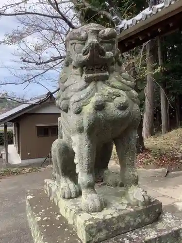 三明神社の狛犬