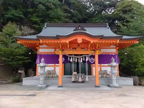 御館山稲荷神社の本殿・本堂