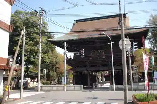 鳥海月山両所宮の山門